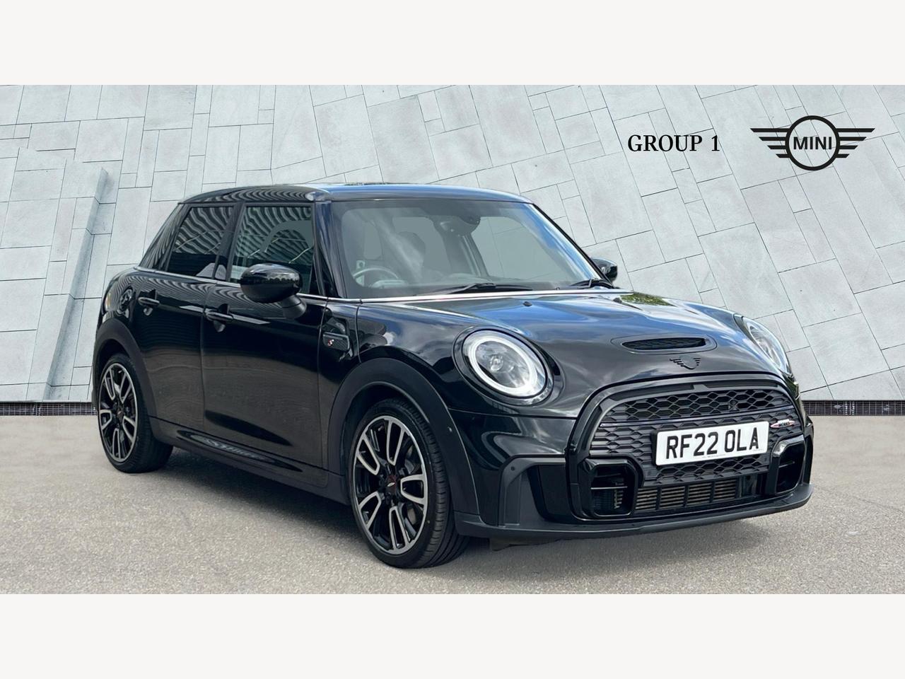 Main listing image - MINI Hatchback 5dr