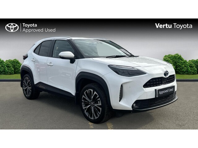 Main listing image - Toyota Yaris Cross