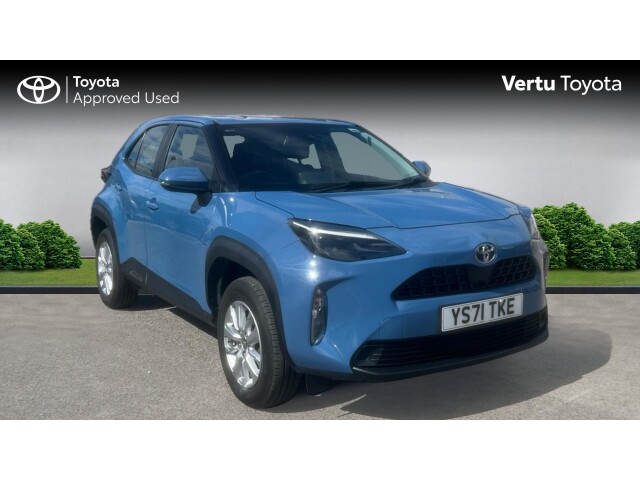 Main listing image - Toyota Yaris Cross