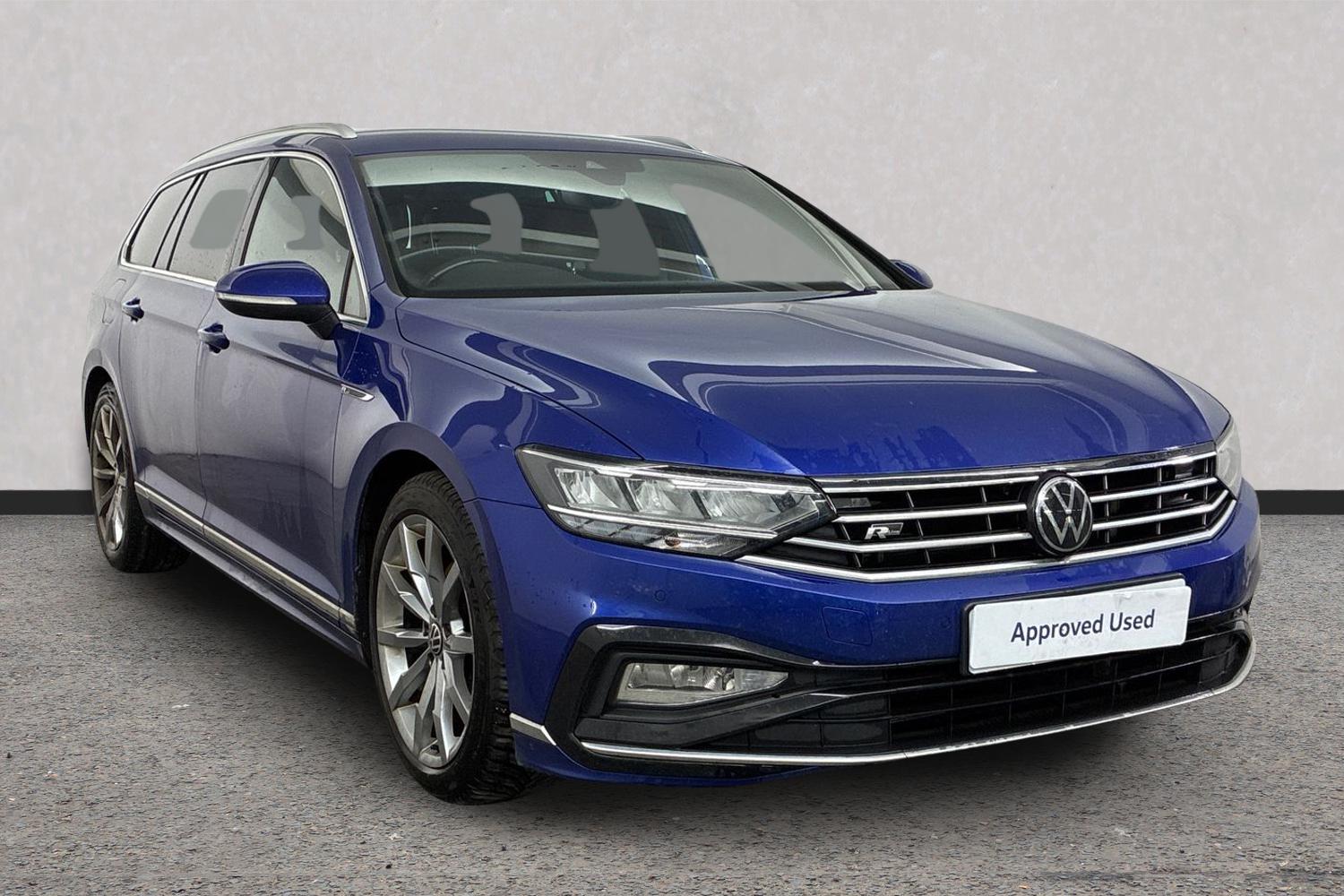 Main listing image - Volkswagen Passat