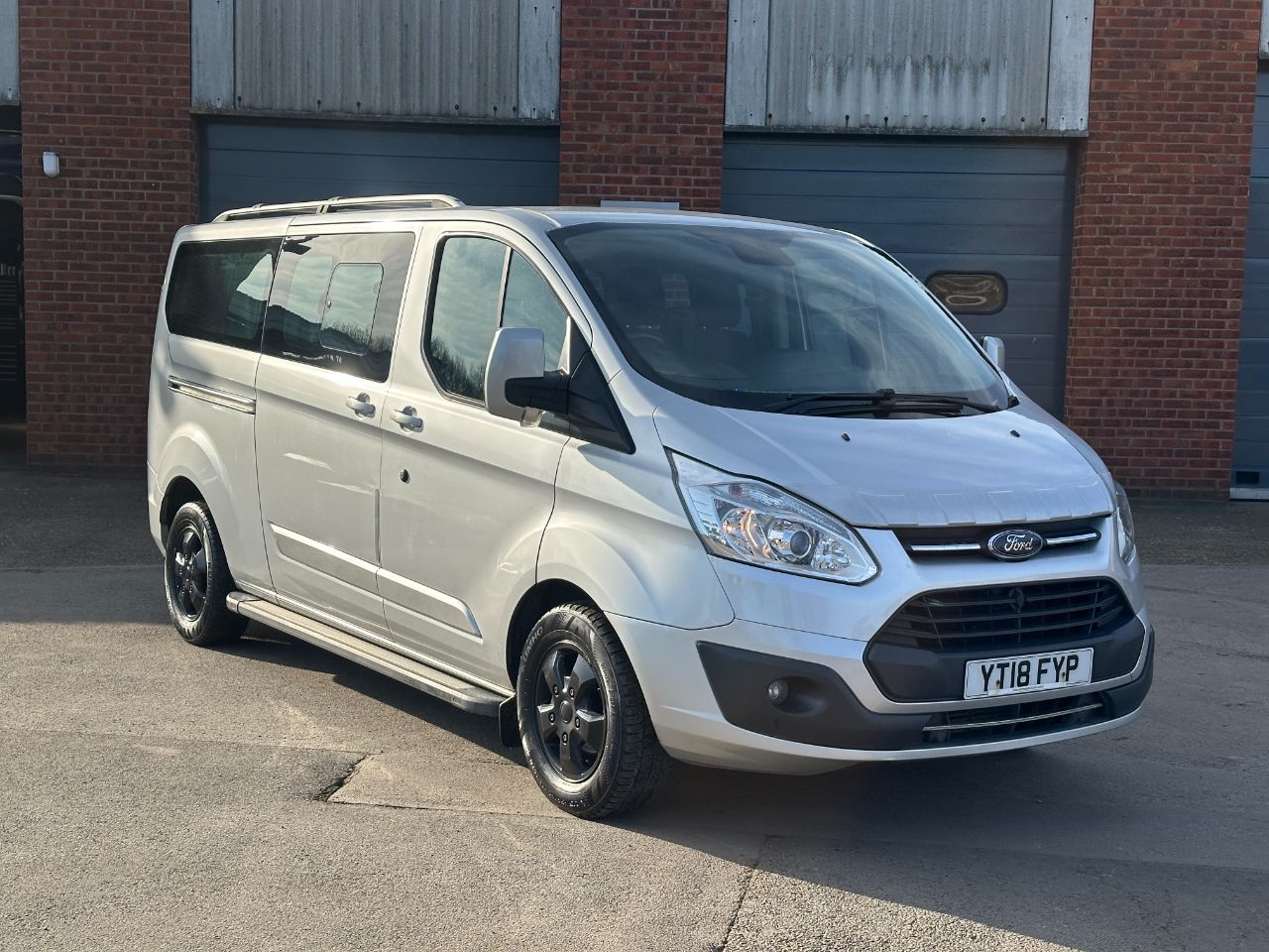 Main listing image - Ford Tourneo Custom