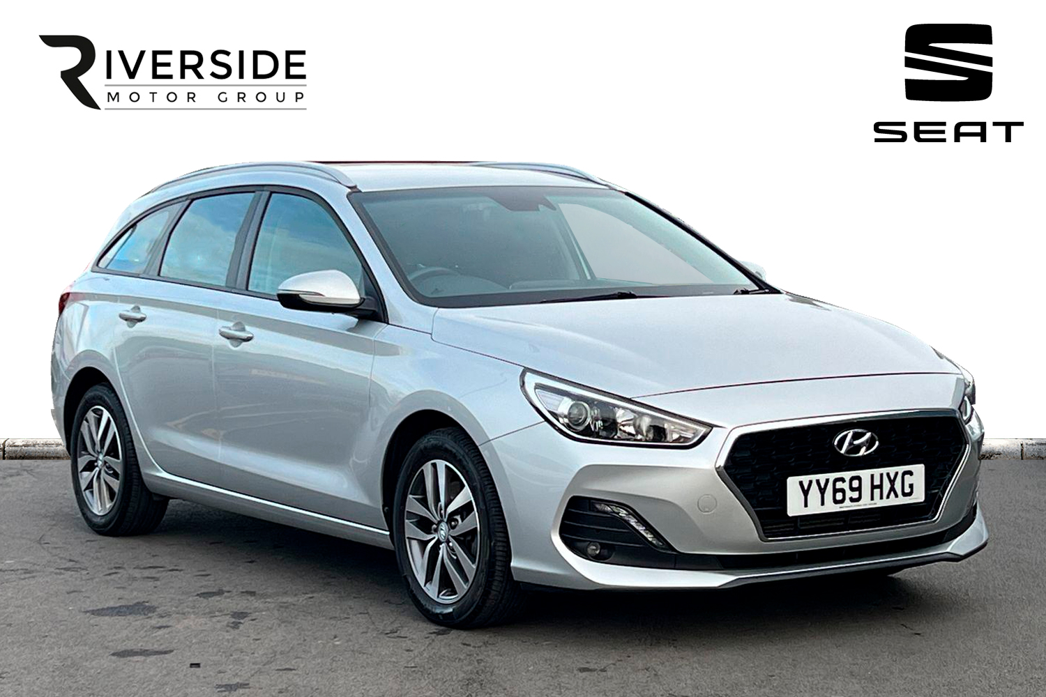 Main listing image - Hyundai i30 Tourer