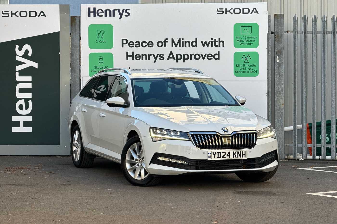 Main listing image - Skoda Superb Estate