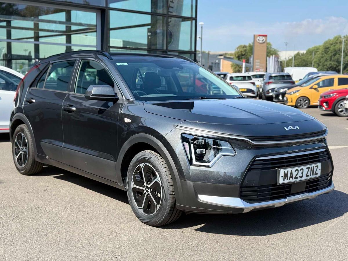 Main listing image - Kia Niro