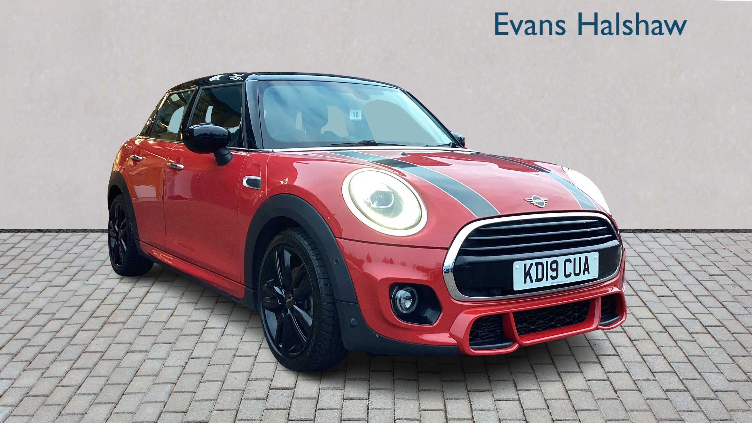 Main listing image - MINI Hatchback 5dr