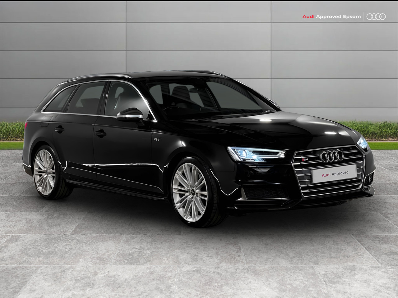 Main listing image - Audi S4