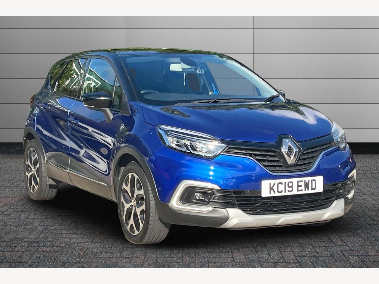 Main listing image - Renault Captur