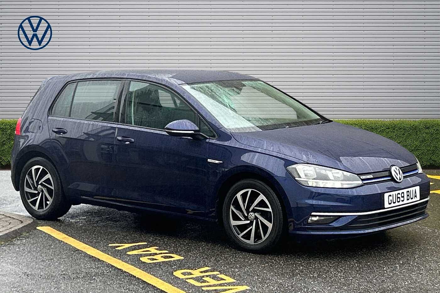 Main listing image - Volkswagen Golf