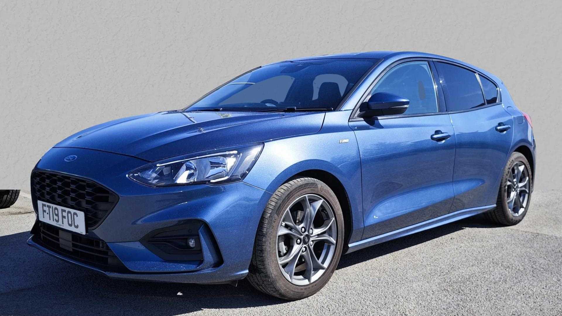 Main listing image - Ford Focus