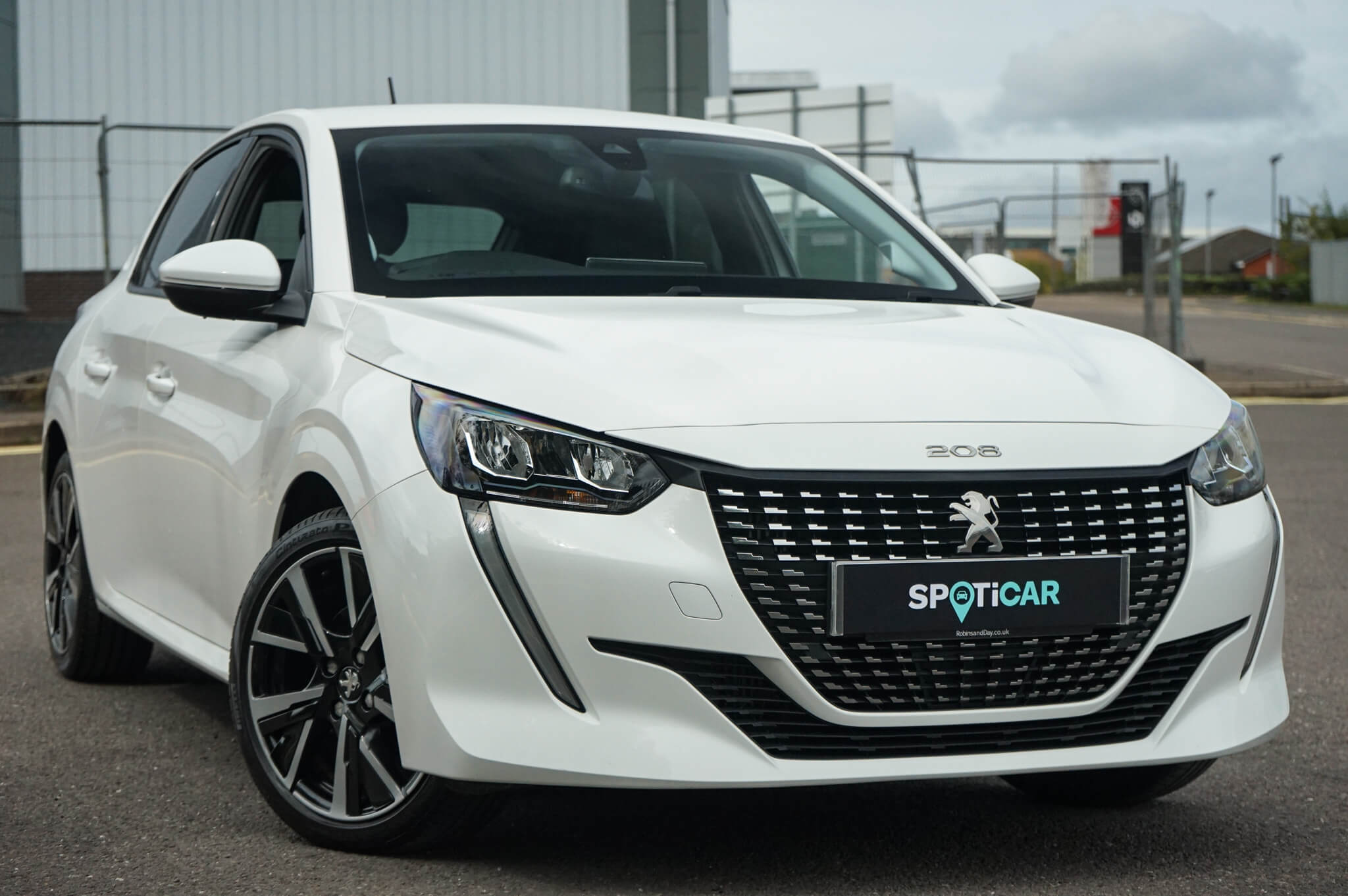 Main listing image - Peugeot 208