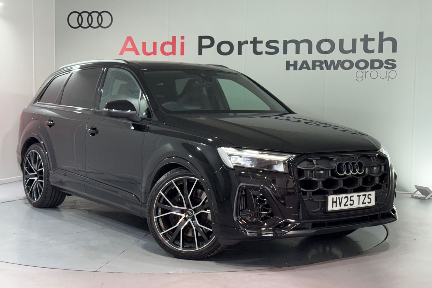 Main listing image - Audi SQ7