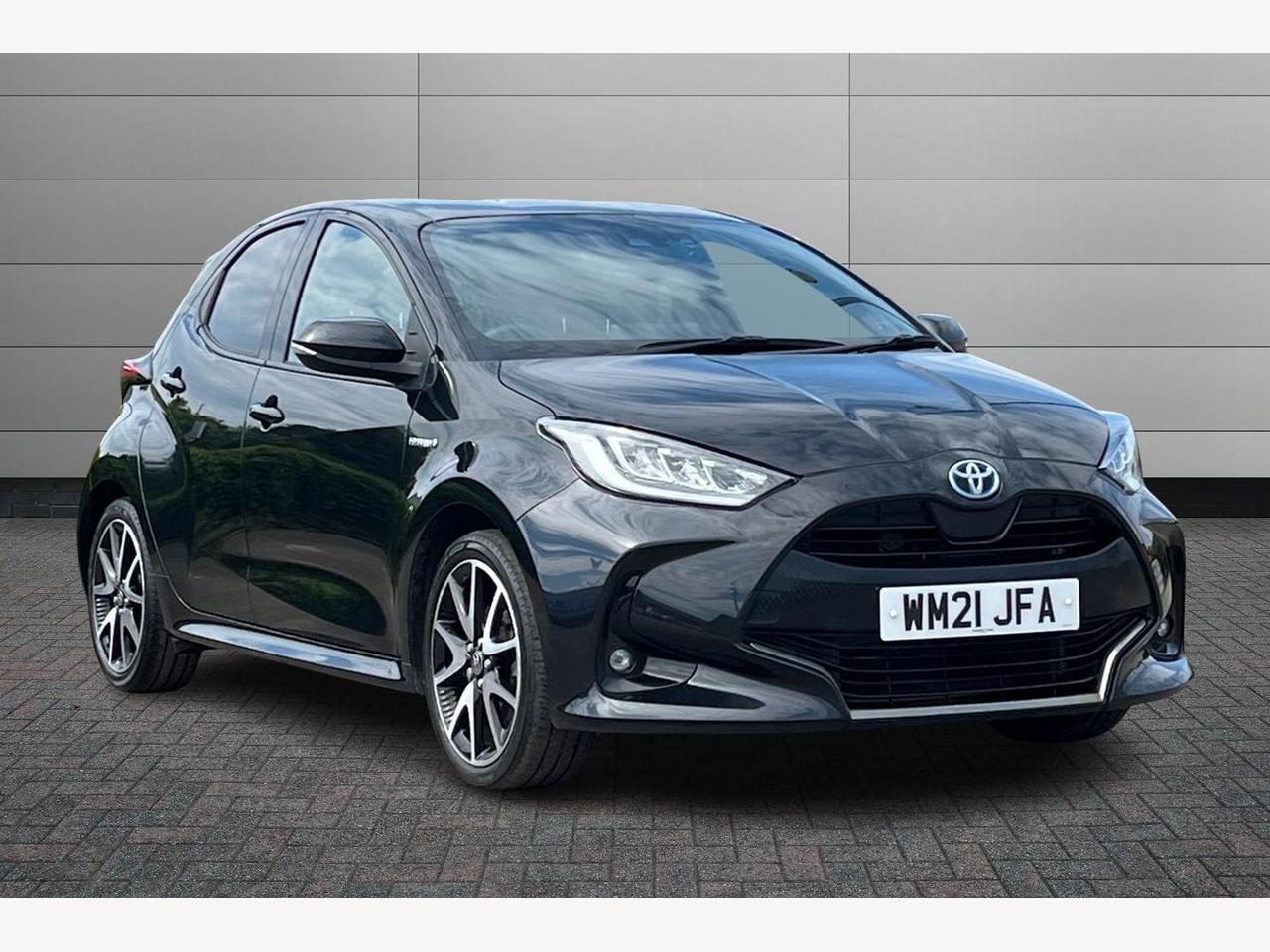 Main listing image - Toyota Yaris