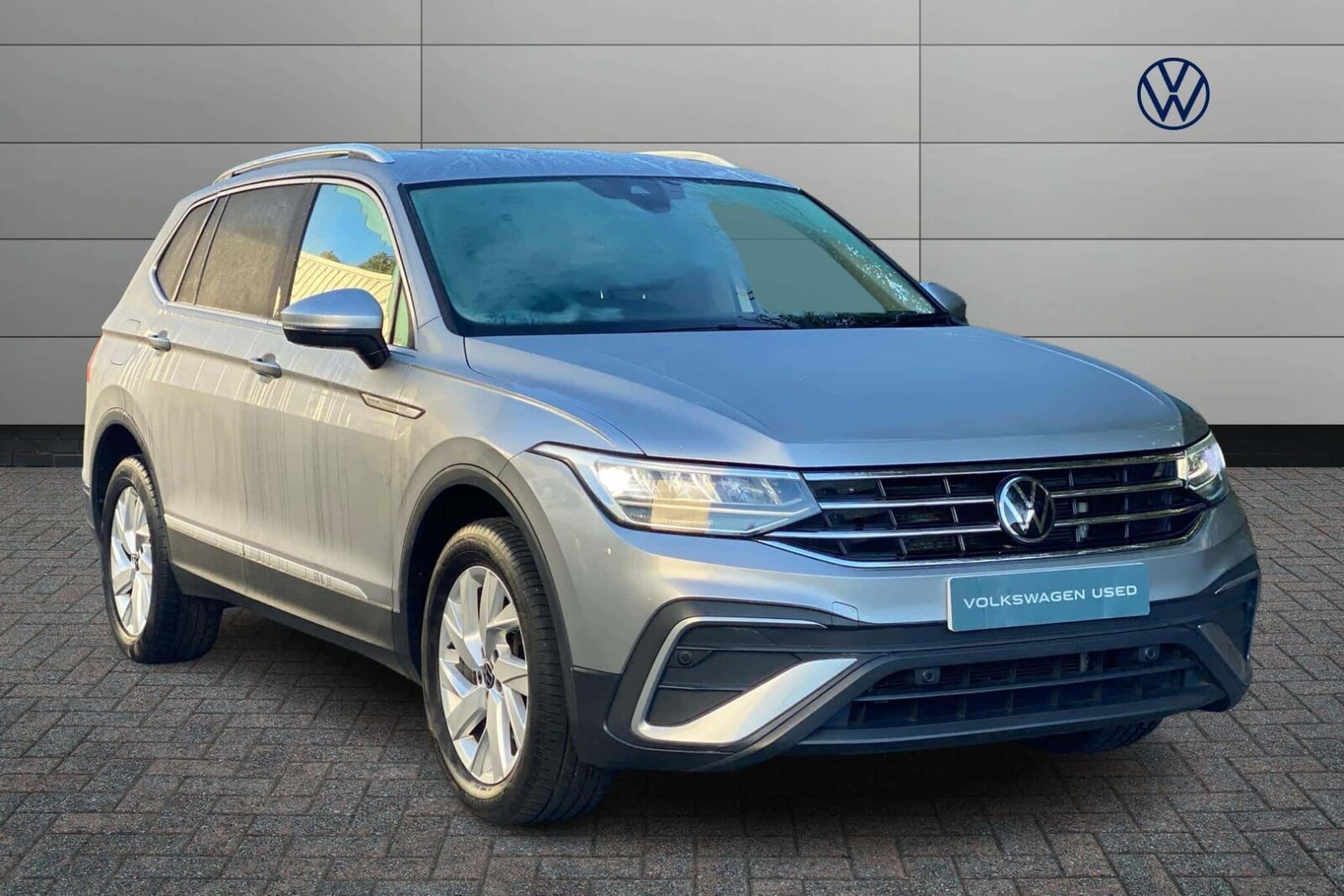 Main listing image - Volkswagen Tiguan Allspace