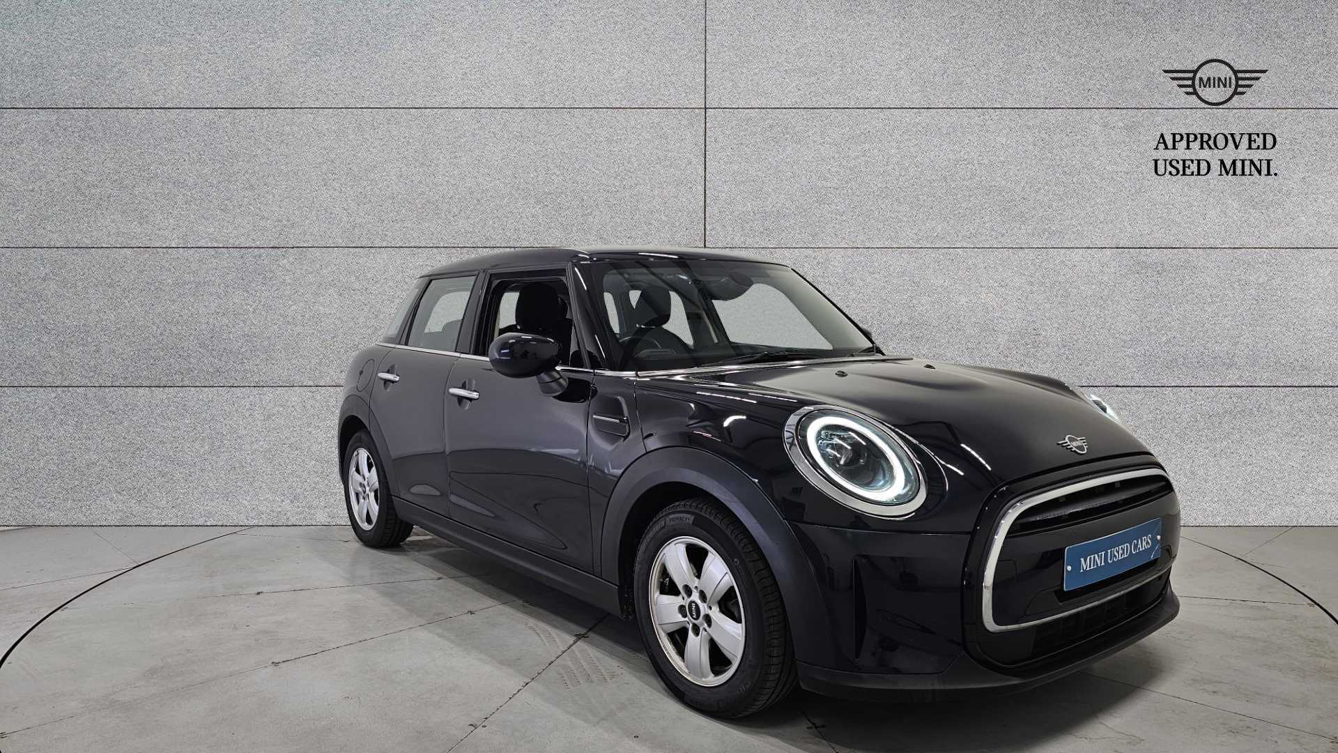 Main listing image - MINI Hatchback 5dr