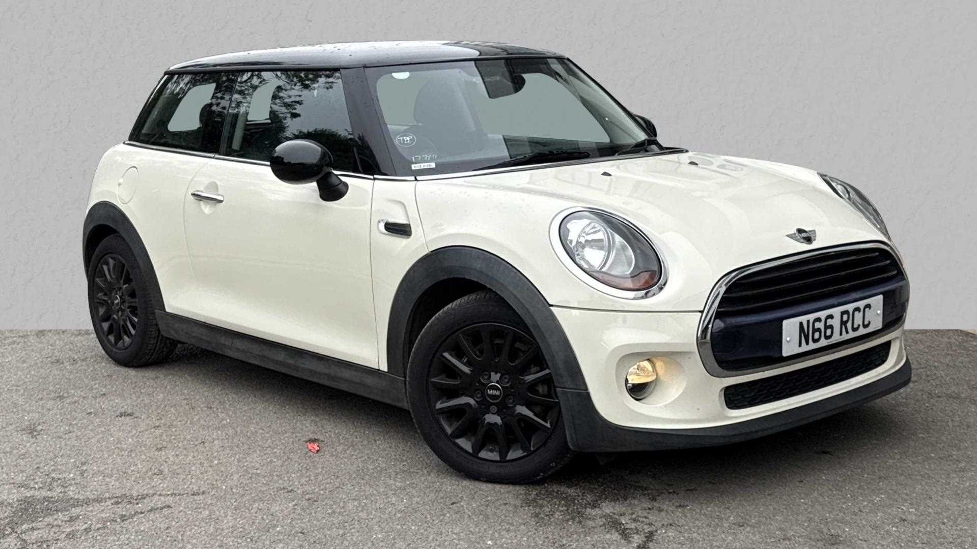 Main listing image - MINI Hatchback