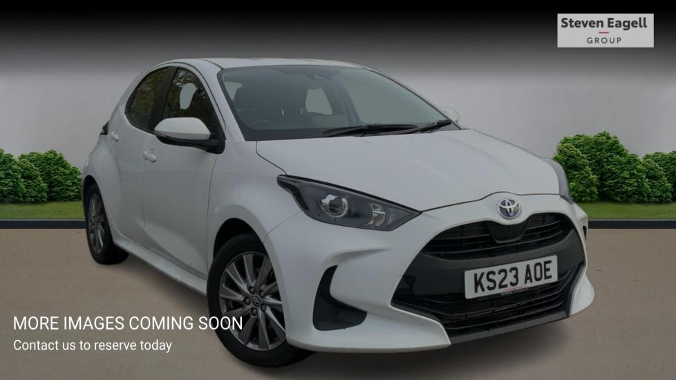 Main listing image - Toyota Yaris