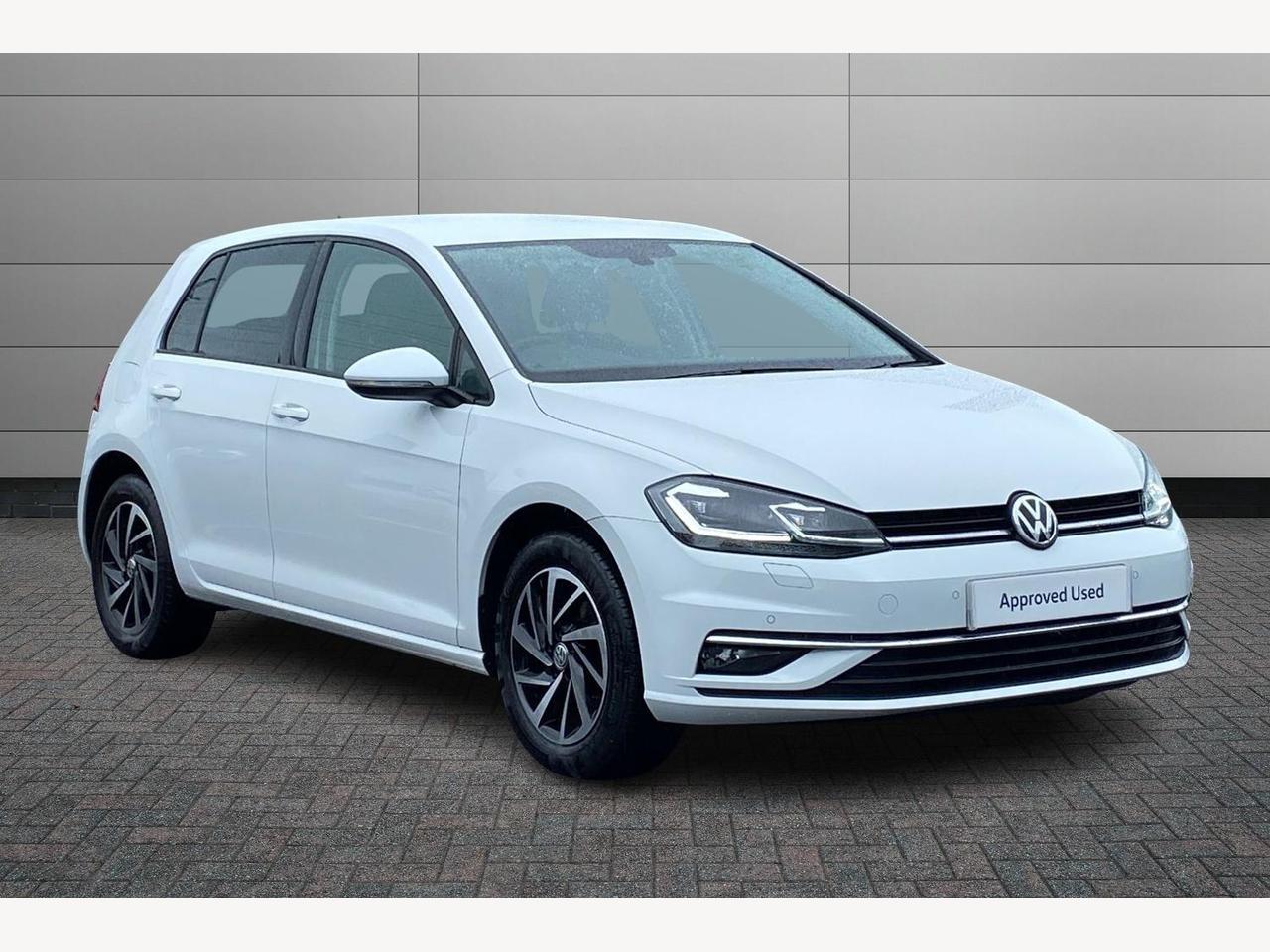 Main listing image - Volkswagen Golf