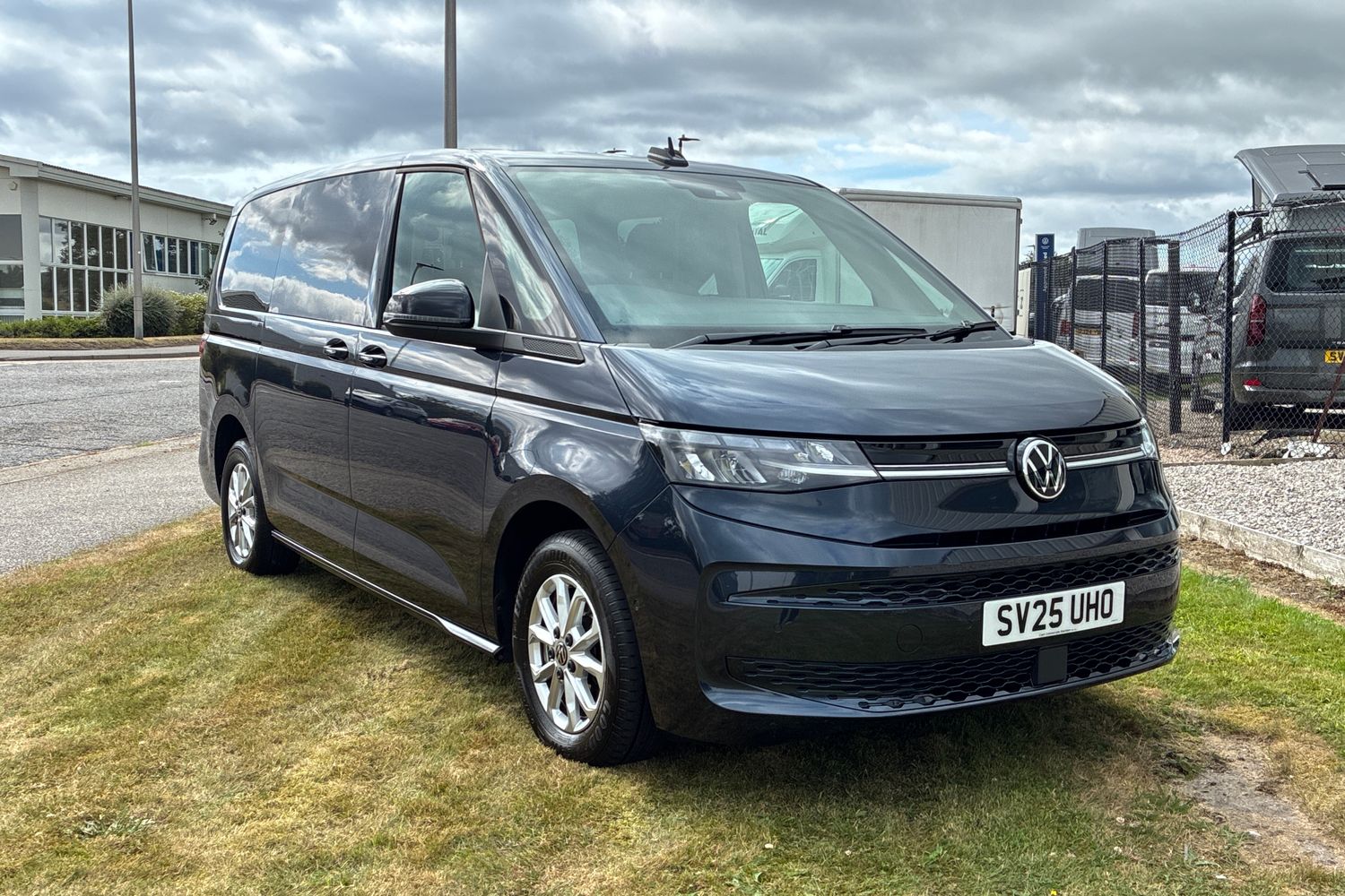 Main listing image - Volkswagen Multivan