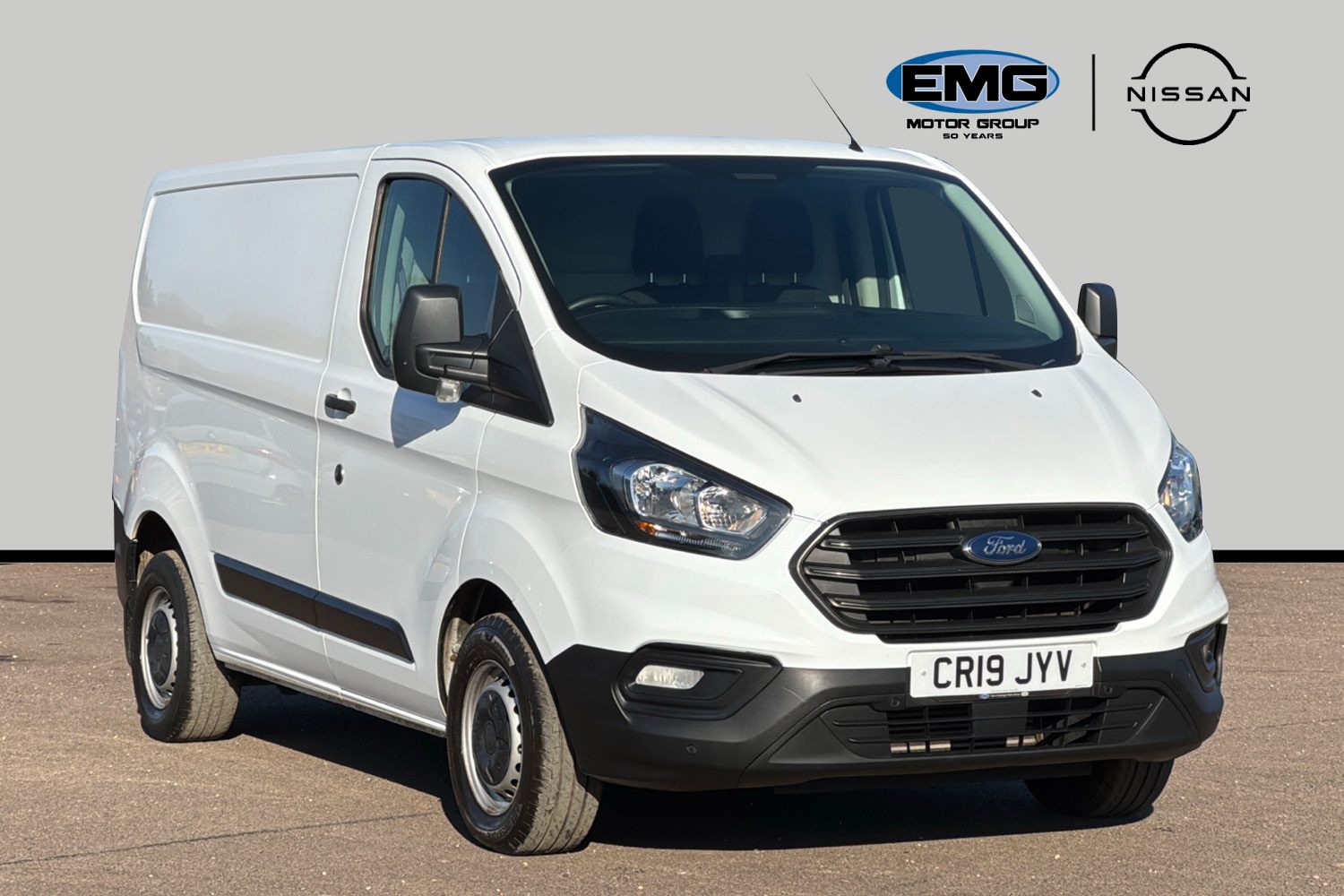 Main listing image - Ford Transit Custom