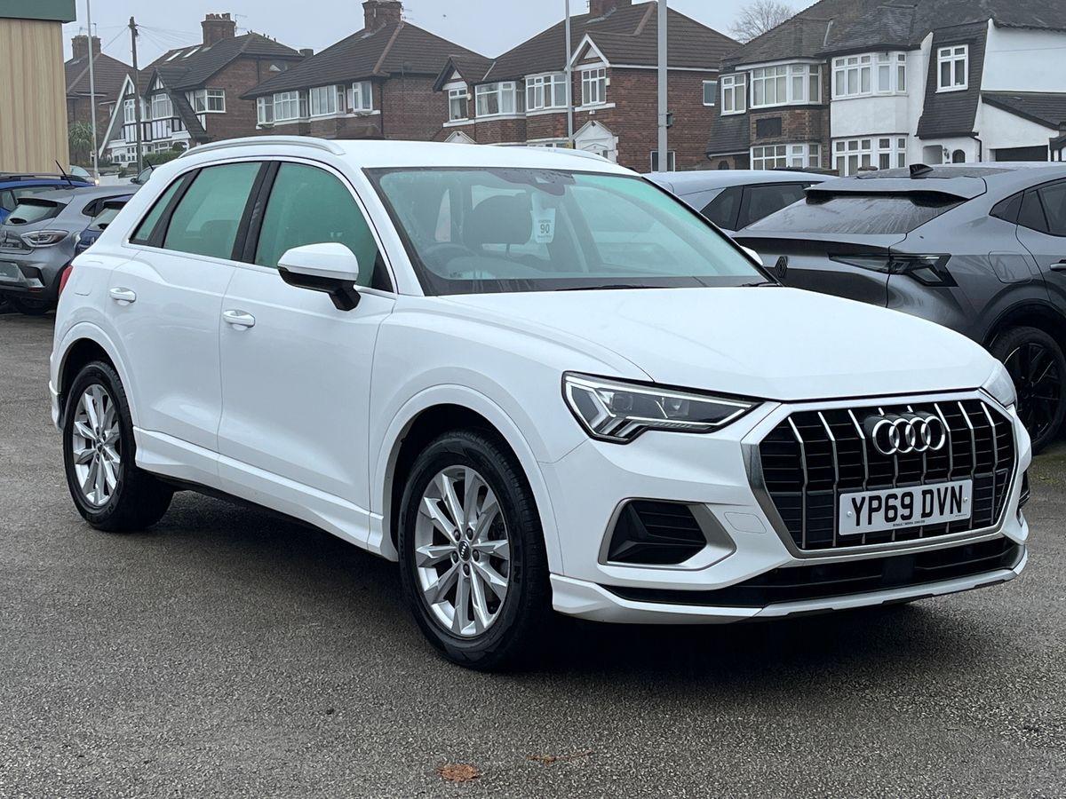 Main listing image - Audi Q3