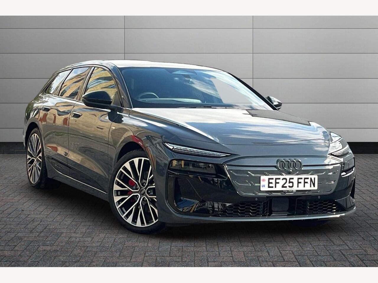 Main listing image - Audi e-tron