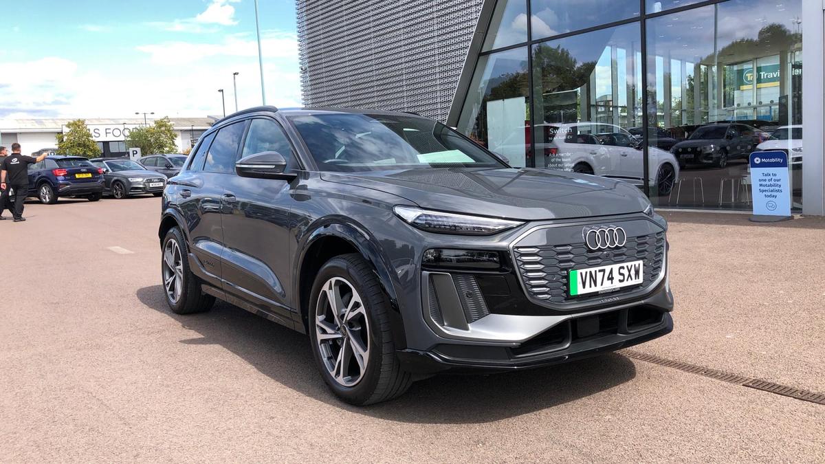 Main listing image - Audi Q6 e-tron