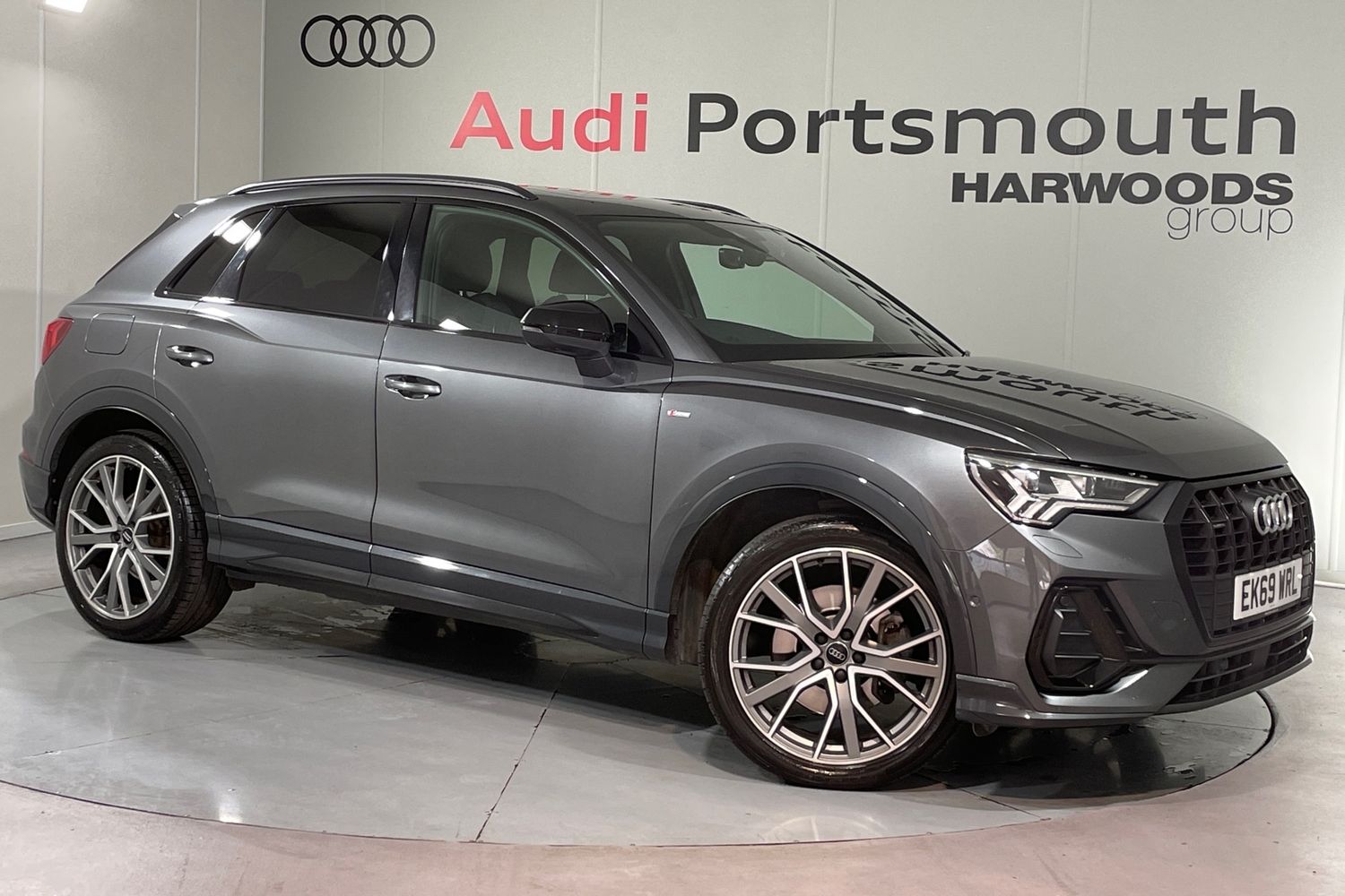 Main listing image - Audi Q3