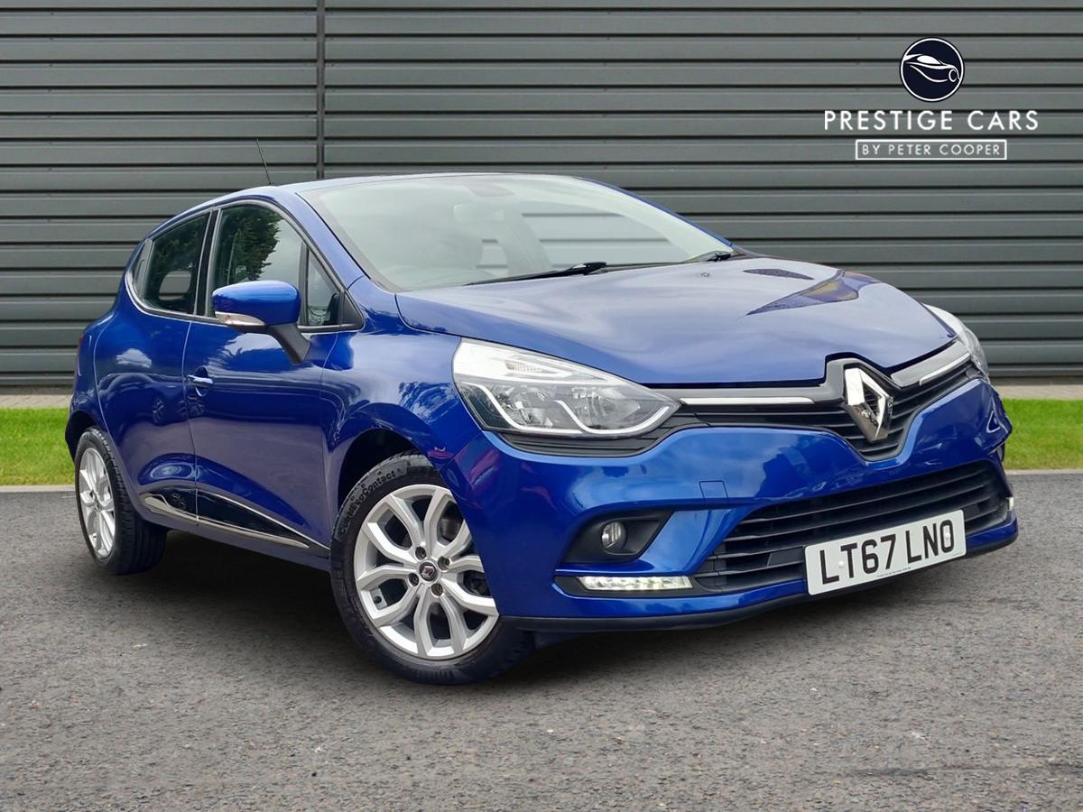 Main listing image - Renault Clio