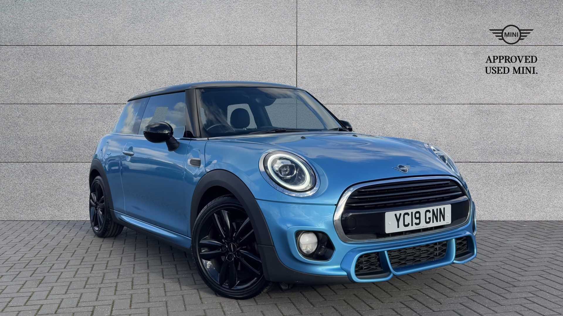 Main listing image - MINI Hatchback