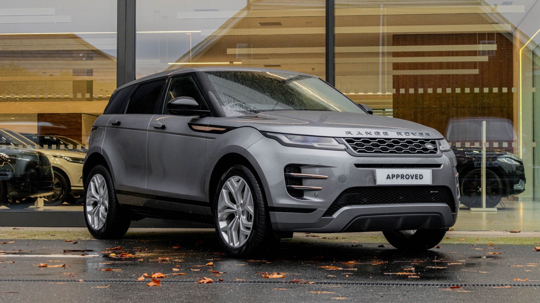 Main listing image - Land Rover Range Rover Evoque