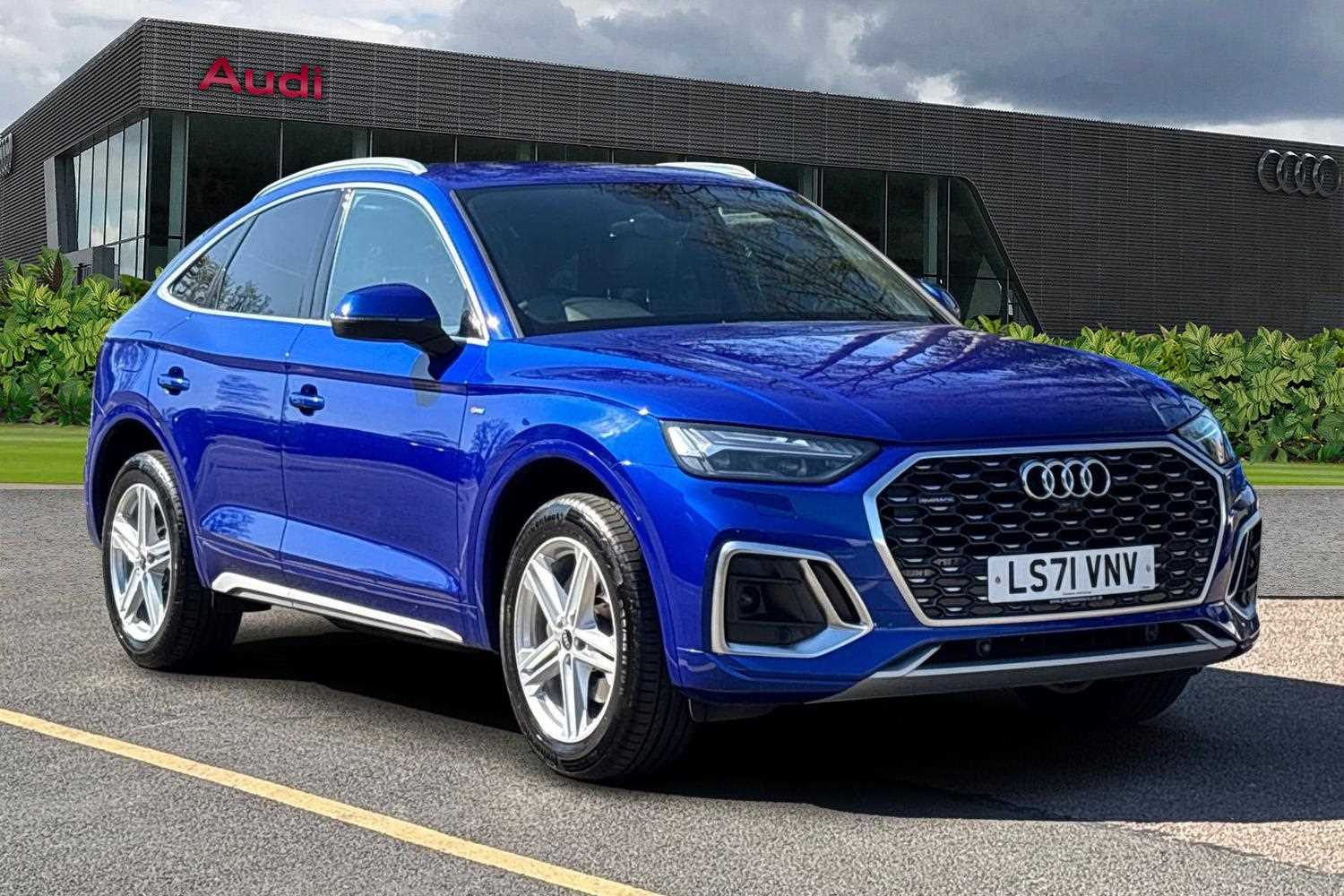 Main listing image - Audi Q5 Sportback