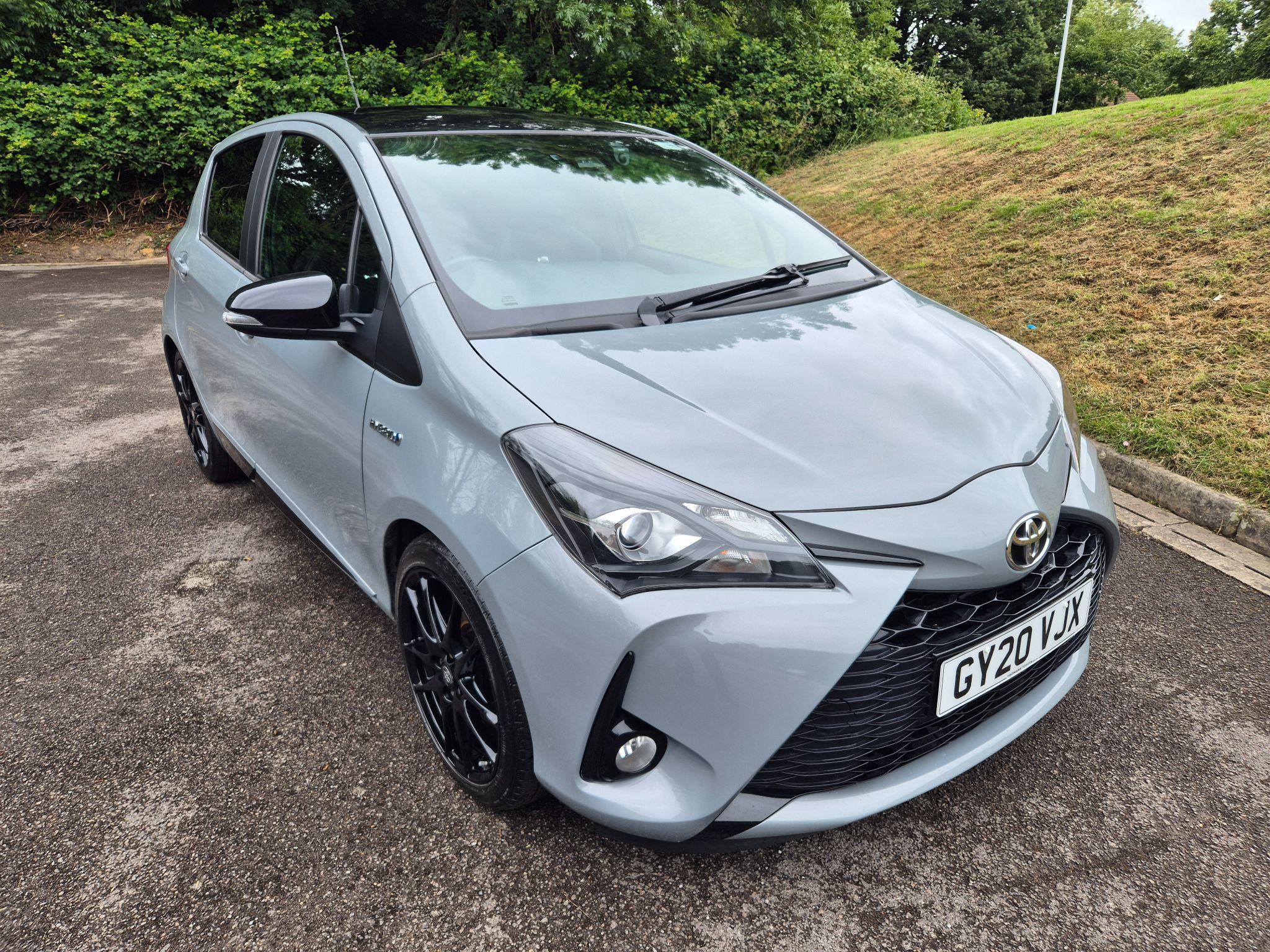 Main listing image - Toyota Yaris
