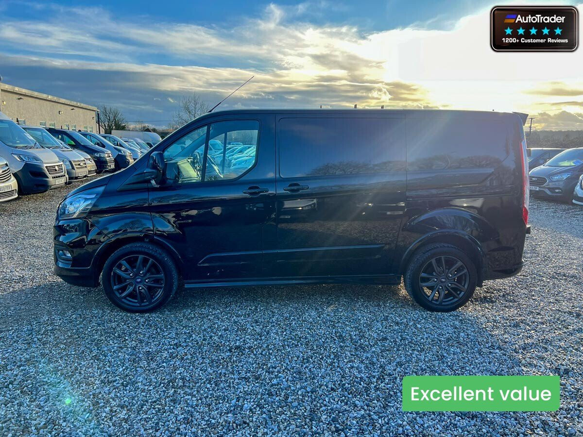 Main listing image - Ford Transit Custom