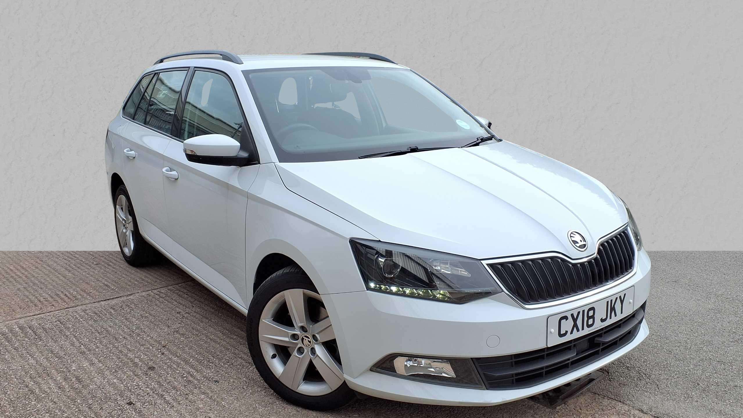 Main listing image - Skoda Fabia Estate