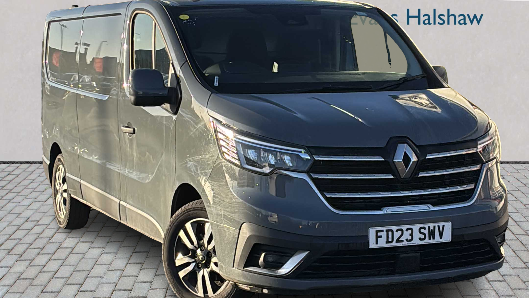 Main listing image - Renault Trafic