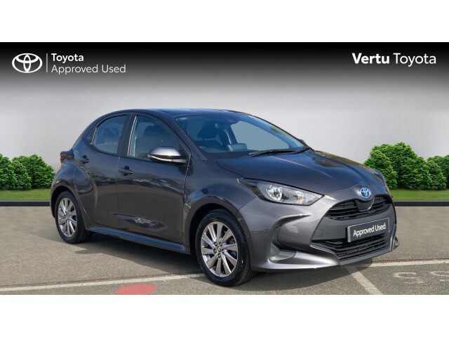 Main listing image - Toyota Yaris