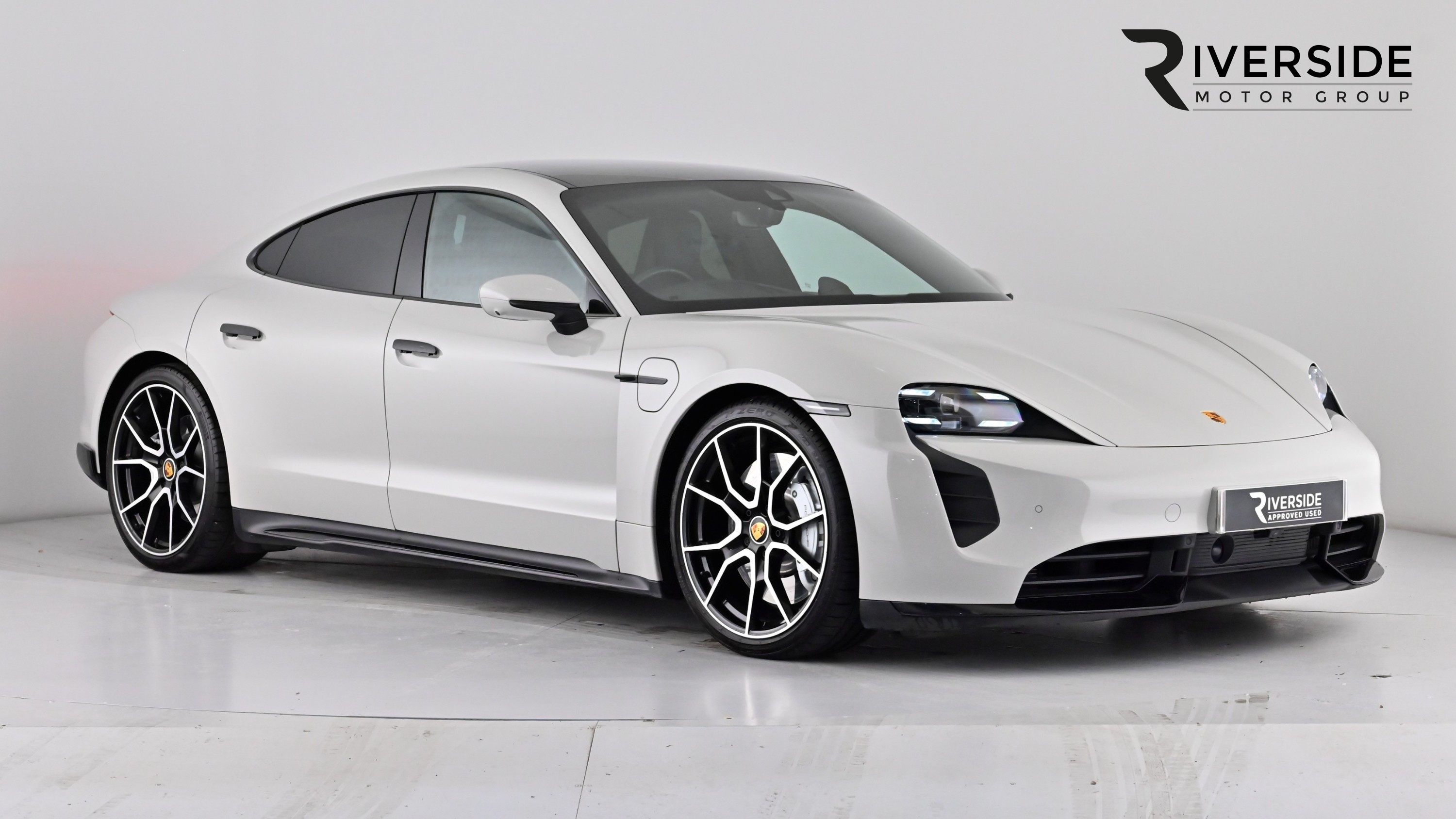 Main listing image - Porsche Taycan