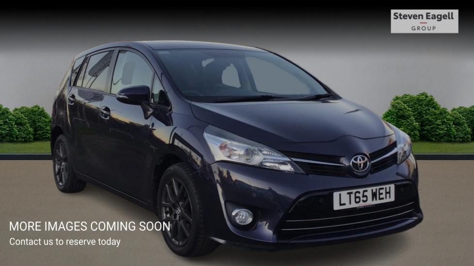 Main listing image - Toyota Verso