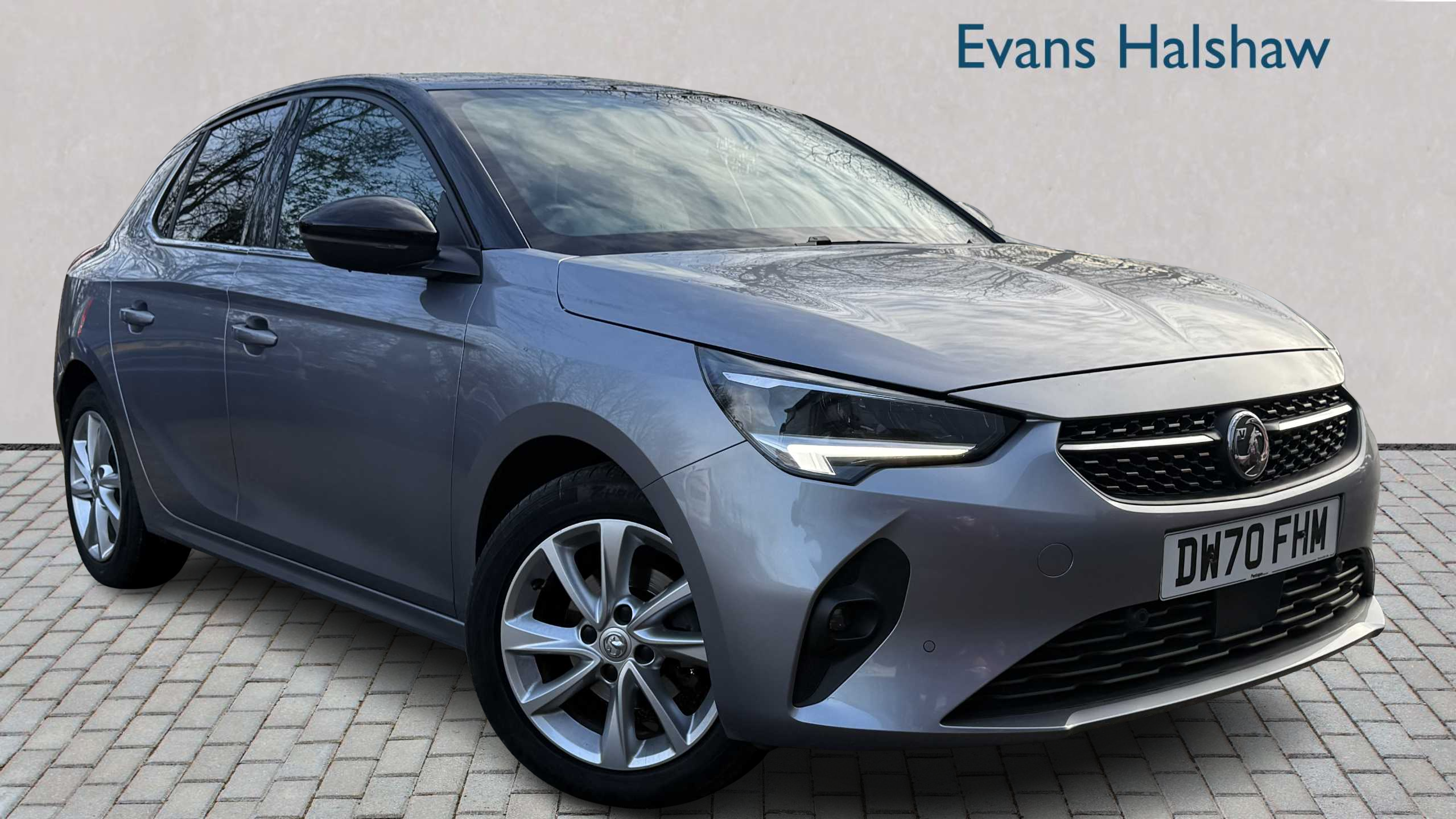 Main listing image - Vauxhall Corsa