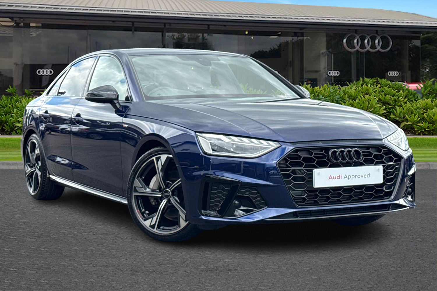 Main listing image - Audi A4
