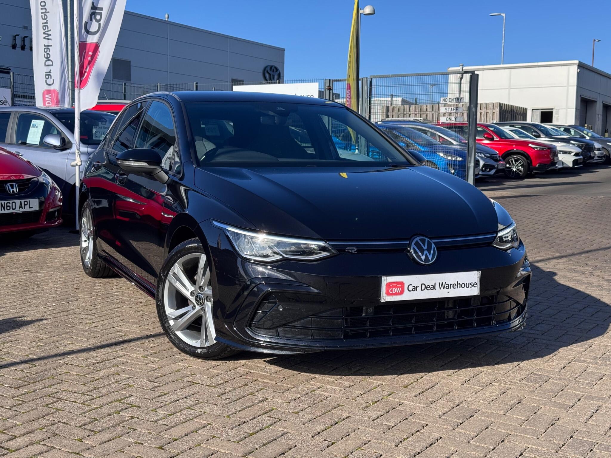 Main listing image - Volkswagen Golf