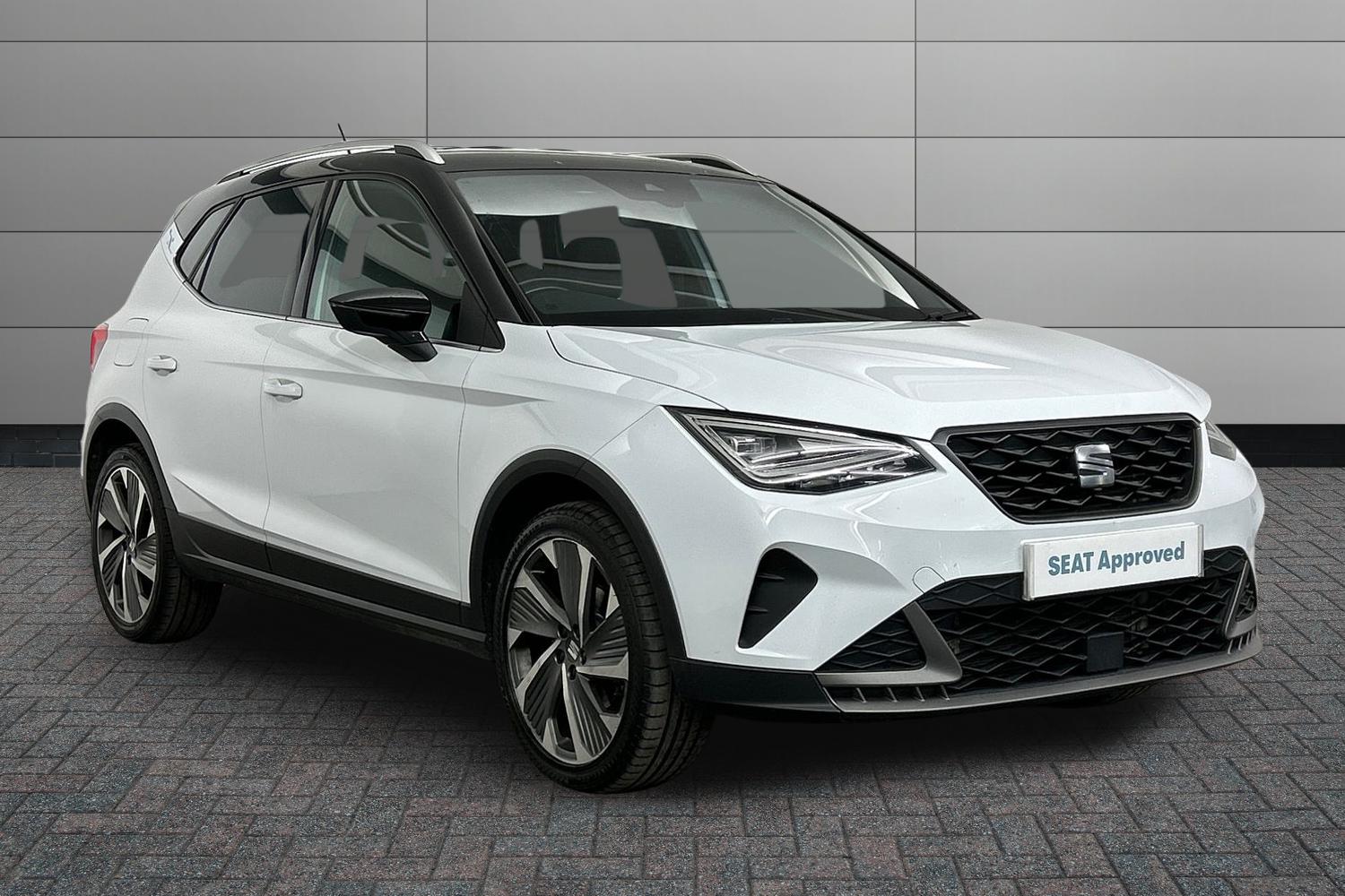 Main listing image - SEAT Arona