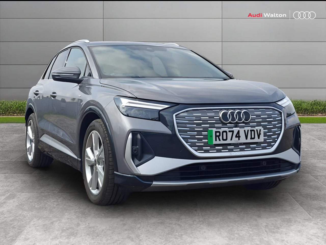 Main listing image - Audi Q4