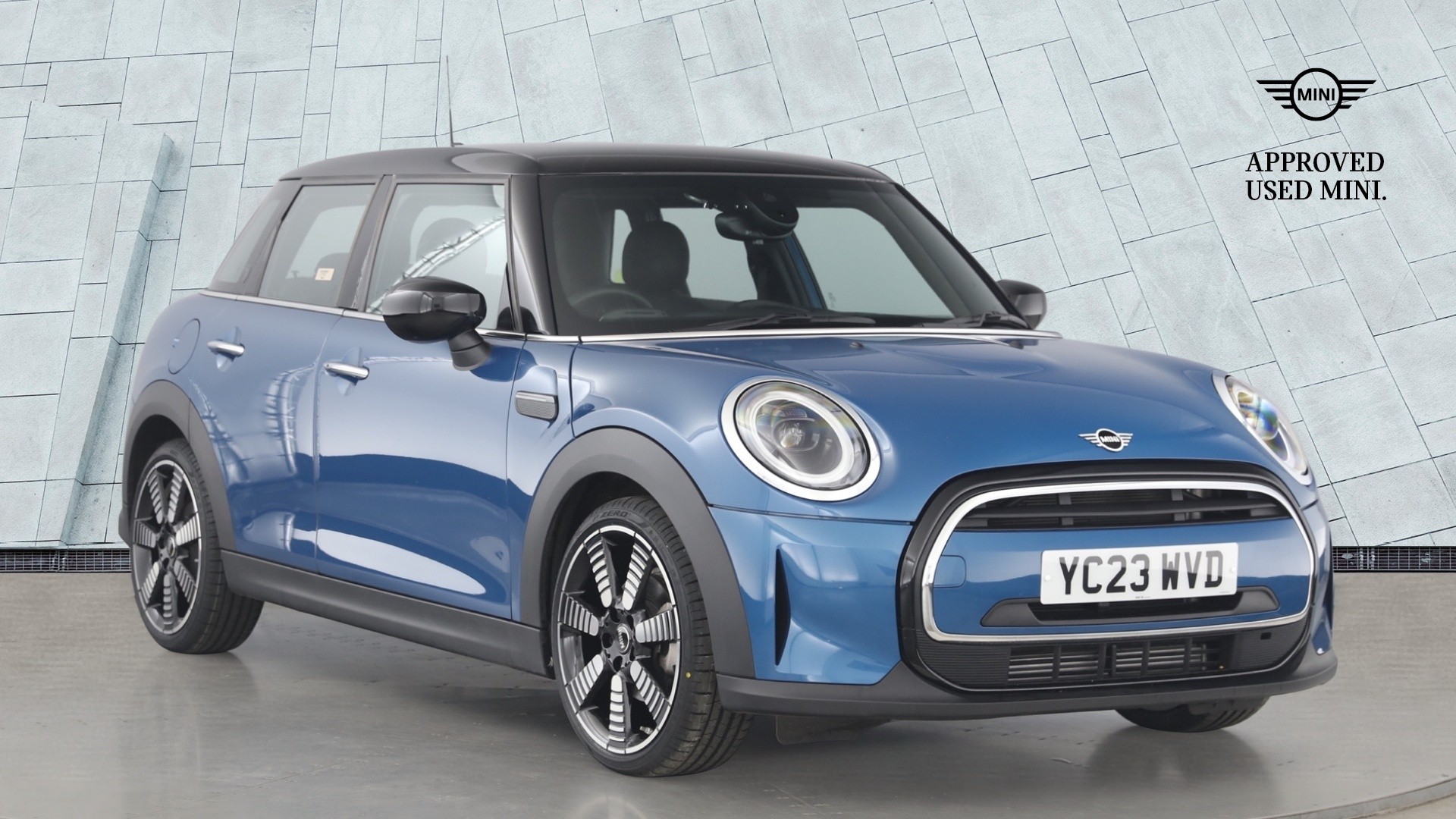 Main listing image - MINI Hatchback 5dr