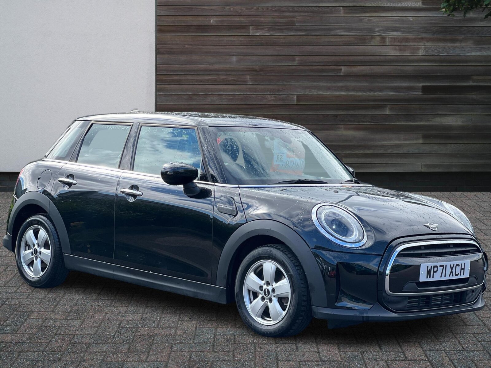 Main listing image - MINI Hatchback 5dr