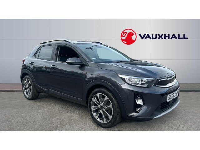 Main listing image - Kia Stonic