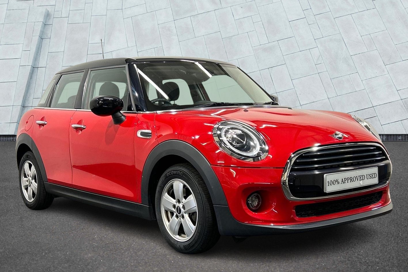 Main listing image - MINI Hatchback 5dr