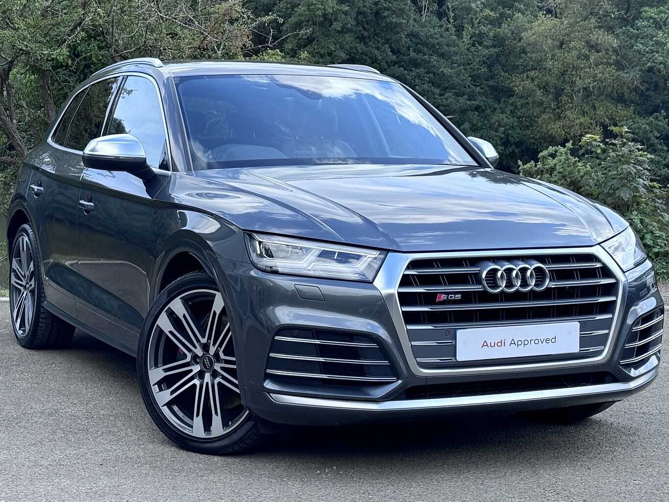 Main listing image - Audi SQ5