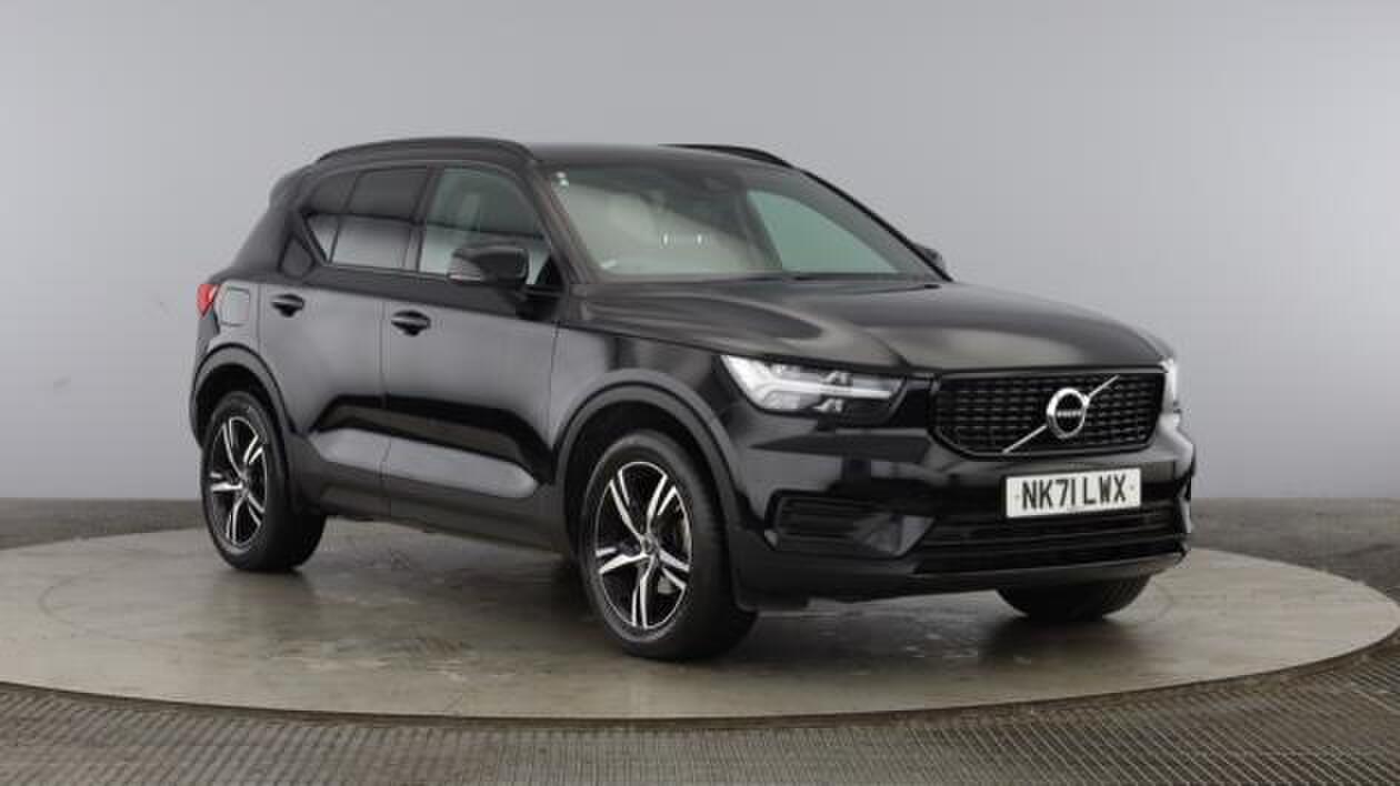Main listing image - Volvo XC40