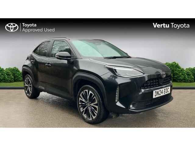 Main listing image - Toyota Yaris Cross